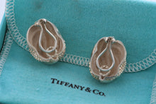 Load image into Gallery viewer, Tiffany &amp; Co. Nature Silver Reptile Texture Clip-on Earrings
