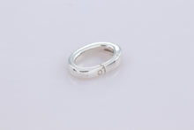 Load image into Gallery viewer, Tiffany &amp; Co. Oval Jump Ring Clasp
