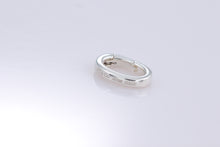 Load image into Gallery viewer, Tiffany &amp; Co. Oval Jump Ring Clasp
