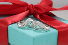 Load image into Gallery viewer, Tiffany &amp; Co. Infinity Silver Figure 8 Earrings
