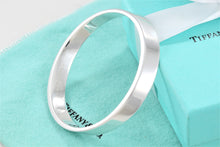 Load image into Gallery viewer, Tiffany &amp; Co. Silver Geometric Oval Bangle Bracelet
