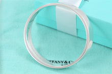 Load image into Gallery viewer, Tiffany &amp; Co. Silver Geometric Oval Bangle Bracelet
