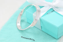 Load image into Gallery viewer, Tiffany &amp; Co. Silver Geometric Oval Bangle Bracelet

