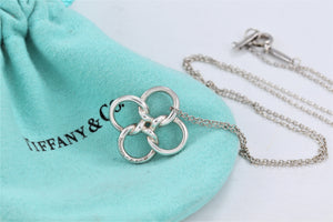 Tiffany & Co. Elsa Peretti Silve Quadrifoglio Knot Loop Pendant Necklace