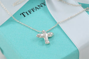 Tiffany & Co. Elsa Peretti Small Dove Bird Pendant Necklace