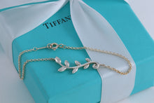 Load image into Gallery viewer, Tiffany &amp; Co. Paloma Picasso Silver Olive Leaf Branch Chain Bracelet
