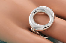 Load image into Gallery viewer, Tiffany &amp; Co. Elsa Peretti Silver Sevillana Band Ring
