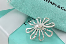 Load image into Gallery viewer, Tiffany &amp; Co. Paloma Picasso Silver Daisy Flower Brooch Pin
