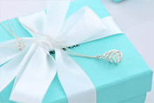 Load image into Gallery viewer, Tiffany &amp; Co. Paloma Picasso Silver Small Venezia Luce Swirl Necklace
