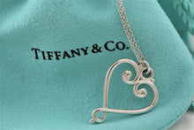 Load image into Gallery viewer, Tiffany &amp; Co. Paloma Picasso Silver Venezia Goldoni Heart Necklace
