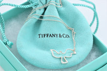 Load image into Gallery viewer, Tiffany &amp; Co. Paloma Picasso Silver Dove Bird Necklace
