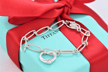 Load image into Gallery viewer, Tiffany &amp; Co. Elsa Peretti Silver Small Open Heart Link 7&quot; Bracelet
