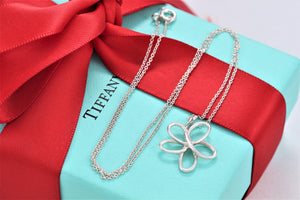 Tiffany & Co. Paloma Picasso Silver Villa Flower Necklace