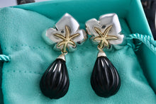 Load image into Gallery viewer, Tiffany &amp; Co. 18K Gold &amp; Silver Ivy Starfish Onyx Dangle Earrings
