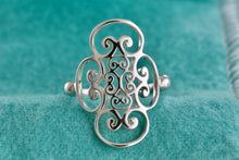 Load image into Gallery viewer, Tiffany &amp; Co. Paloma Picasso Silver Goldoni Quadruplo Ring
