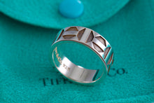 Load image into Gallery viewer, Tiffany &amp; Co. Paloma Picasso Zellige Band Ring Size 7.5
