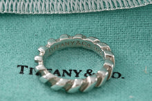 Load image into Gallery viewer, Tiffany &amp; Co. Atlas Silver Twist Groove Stripe Narrow Band Ring Size 5
