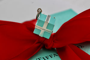 Tiffany & Co. Silver Blue Enamel Giftbox Charm GERMANY
