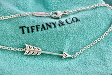Load image into Gallery viewer, Tiffany &amp; Co. Silver Arrow Chain Bracelet
