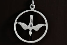 Load image into Gallery viewer, CHAPEL Sterling Silver Migrating Bird Round Circle Charm Pendant
