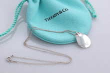 Load image into Gallery viewer, Tiffany &amp; Co. Elsa Peretti Silver Madonna Pendant 16&quot; Necklace
