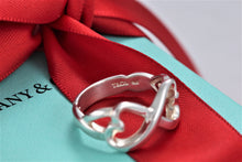 Load image into Gallery viewer, Tiffany &amp; Co. Paloma Picasso Silver Double Loving Heart Ring
