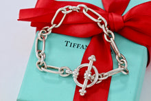 Load image into Gallery viewer, Tiffany &amp; Co. Paloma Picasso Silver Groove Link Toggle Bracelet
