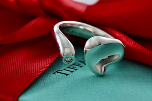 Tiffany & Co. Elsa Peretti Silver Diamond Full Heart Ring