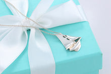 Load image into Gallery viewer, Tiffany &amp; Co. Silver Sailboat Pendant Necklace Vintage
