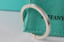 Load image into Gallery viewer, Tiffany &amp; Co. Silver Large Circle Key Ring keychain
