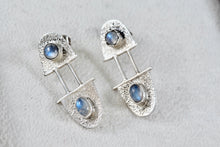 Load image into Gallery viewer, Sterling Silver Purple Amethyst Beads Paperclip Earrings
