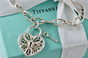 Tiffany & Co. Silver Keyhole Heart Filigree & Mini Key Pendant Oval Link 7.5" Bracelet