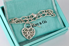 Load image into Gallery viewer, Tiffany &amp; Co. Silver Keyhole Heart Filigree &amp; Mini Key Pendant Oval Link 7.5&quot; Bracelet
