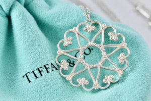 Tiffany & Co. Paloma Picasso Goldoni Venezia Hearts Medallion 18" Necklace