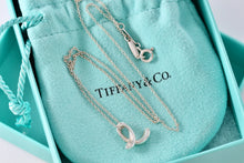 Load image into Gallery viewer, Tiffany &amp; Co. Elsa Peretti Silver Alphabet Letter &quot;E&quot; Pendant Necklace

