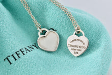 Load image into Gallery viewer, Return To Tiffany &amp; Co. Silver Double Mini Double Heart 16&quot; Necklace
