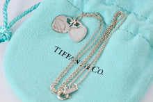 Load image into Gallery viewer, Return To Tiffany &amp; Co. Silver Double Mini Double Heart 16&quot; Necklace
