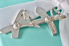 Load image into Gallery viewer, Tiffany &amp; Co. Paloma Picasso &#39;&#39;X&#39;&#39; Large Clip on Earrings
