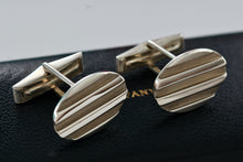 Load image into Gallery viewer, Tiffany &amp; Co. Atlas Silver Groove Oval Cufflinks
