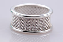 Load image into Gallery viewer, Tiffany &amp; Co. Silver Mesh Bar Ring
