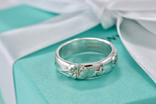 Load image into Gallery viewer, Tiffany &amp; Co. Silver Rose Flower Ring
