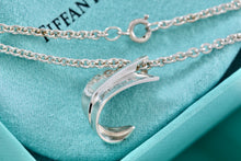 Load image into Gallery viewer, Tiffany &amp; Co. Angela Cummins Silver Large Bent Arrow Pendant Necklace
