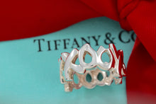 Load image into Gallery viewer, Tiffany &amp; Co. Paloma Picasso Silver Hugs &amp; Kisses Wide Band Ring
