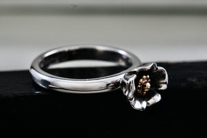 Daisy London Sterling Silver & Gold Flower Ring Size 7