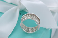 Load image into Gallery viewer, Tiffany &amp; Co. Silver Mesh Bar Ring
