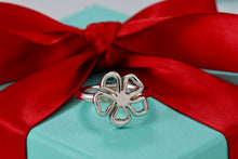 Load image into Gallery viewer, Tiffany &amp; Co. Silver Flower Ring
