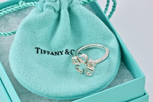 Load image into Gallery viewer, Tiffany &amp; Co. Silver Flower Ring
