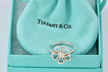 Load image into Gallery viewer, Tiffany &amp; Co. Silver Flower Ring
