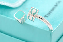 Load image into Gallery viewer, Tiffany &amp; Co. Silver Blue Enamel Square Block Horseshoe Keyring

