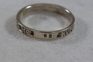 Sterling "kypie ihcoy xpicte eaehcon me" Silver Ring Size 9.5